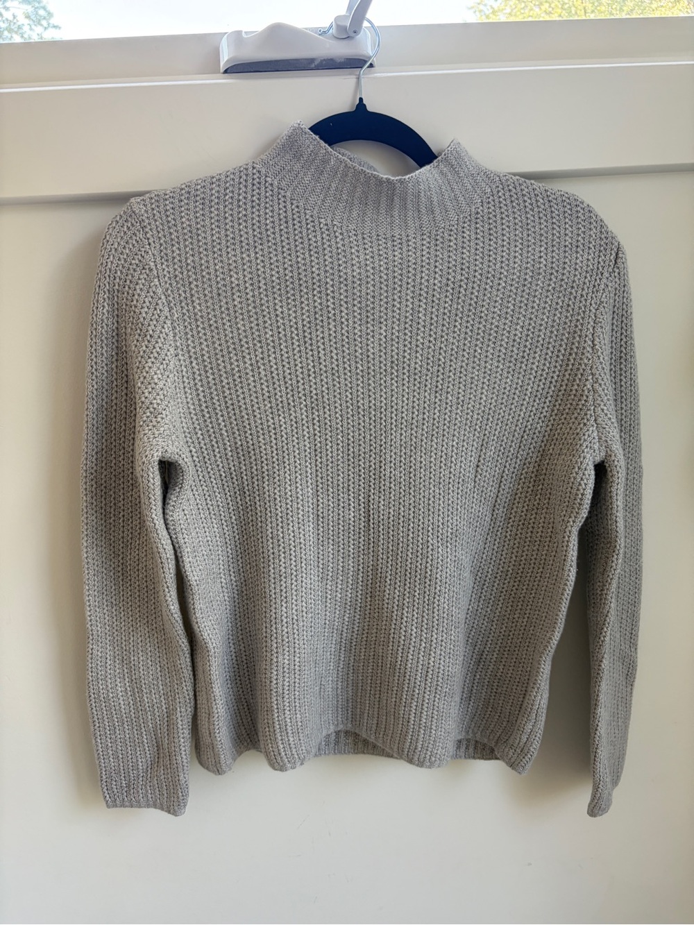 J. Crew Factory Women's Light Gray Mock Neck Chunky Knit Sweater - XS NWT